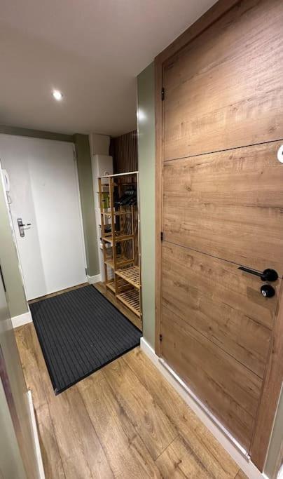 Le Briand Appartement 4Etoiles Nancy Thermal Cosy Avec Terrasse Wifi Kültér fotó